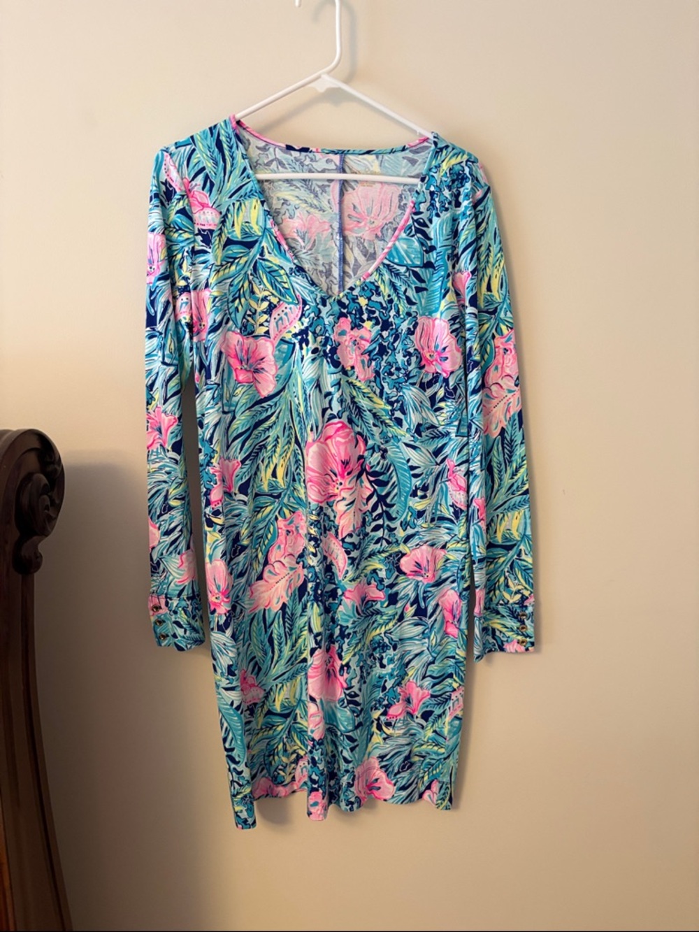 Lilly Pulitzer Blue Floral V-Neck Long Sleeve Dress with Pink Accents